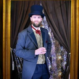 Meet your Posher, Michael